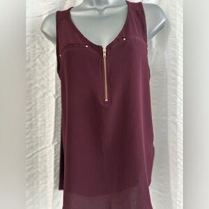 Women's Sleeveless Burgundy Top